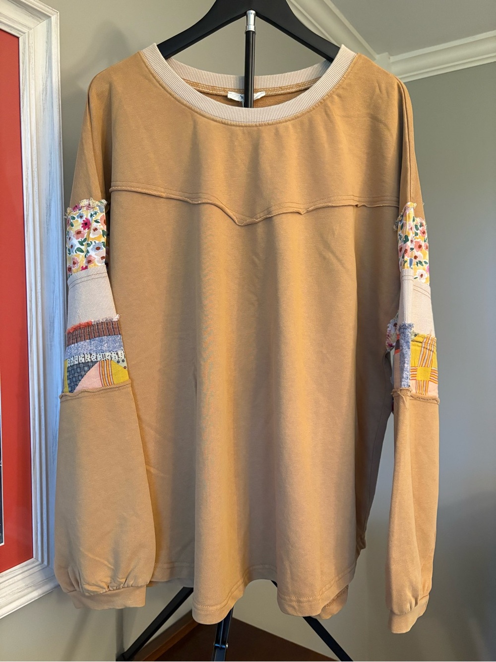 NWT Easel Size 1x Long Sleeve Women’s Top with Patchwork